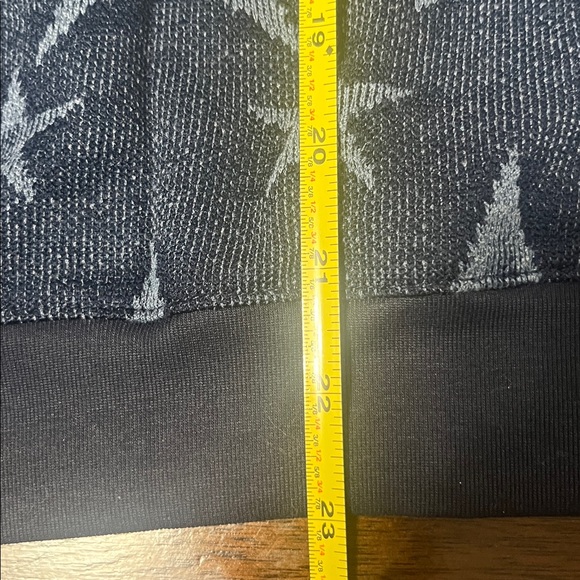 Kori Navy Star Knit Top Sz medium women’s sweater sweatshirt nwot #865 - Picture 8 of 8